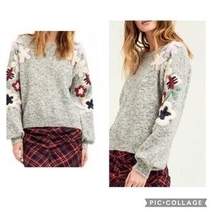 BOUNDLESS NORTH Women’s Heather Gray Embroidered Crew Neck Sweater Floral Sz XS